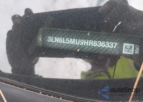 2017 Lincoln Mkz Hybrid Reserve z USA, uszkodzony, nr VIN 3LN6L5MU9HR636337